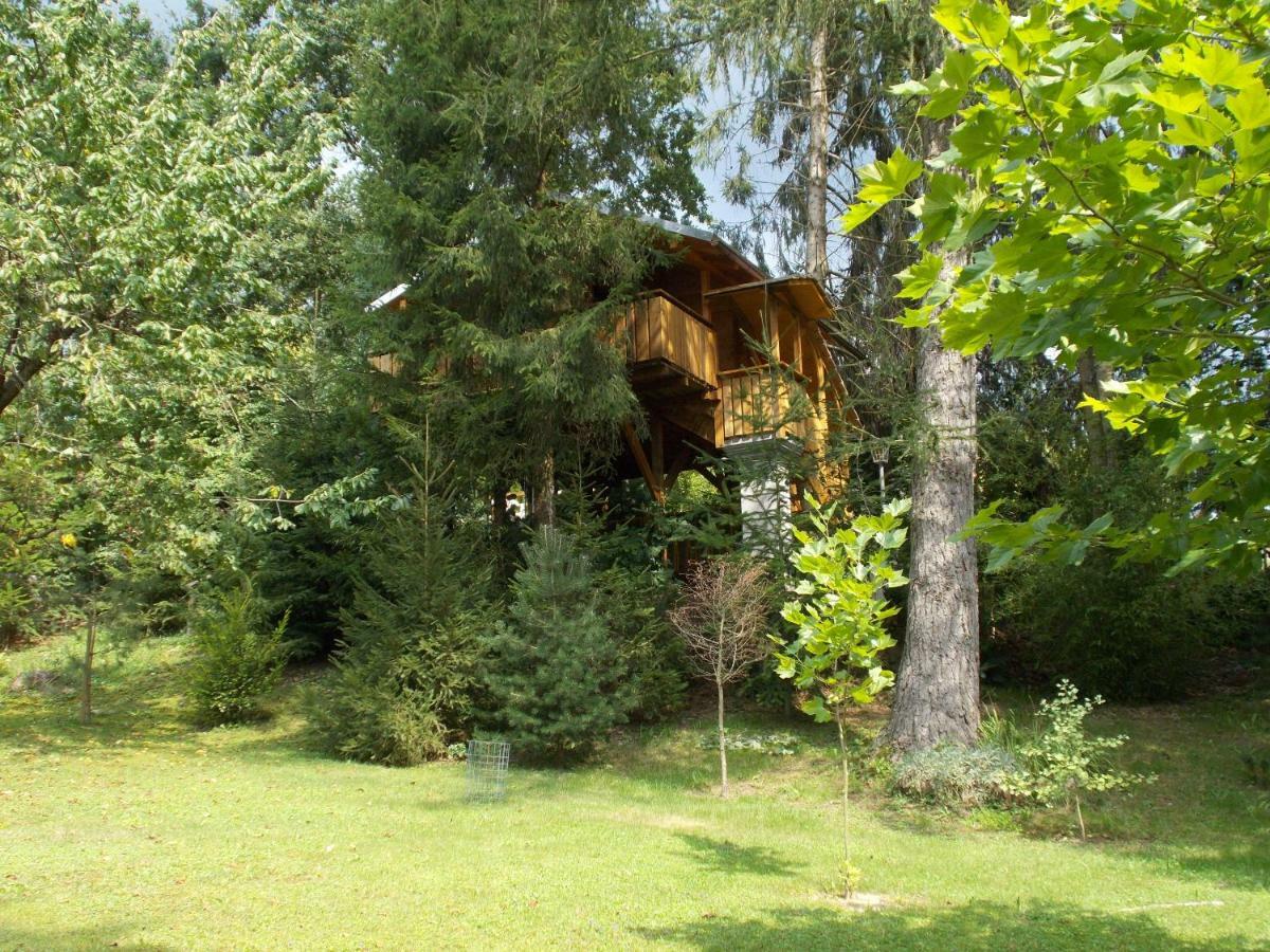 Baumhaus Wolfshoehle Fischach Екстер'єр фото